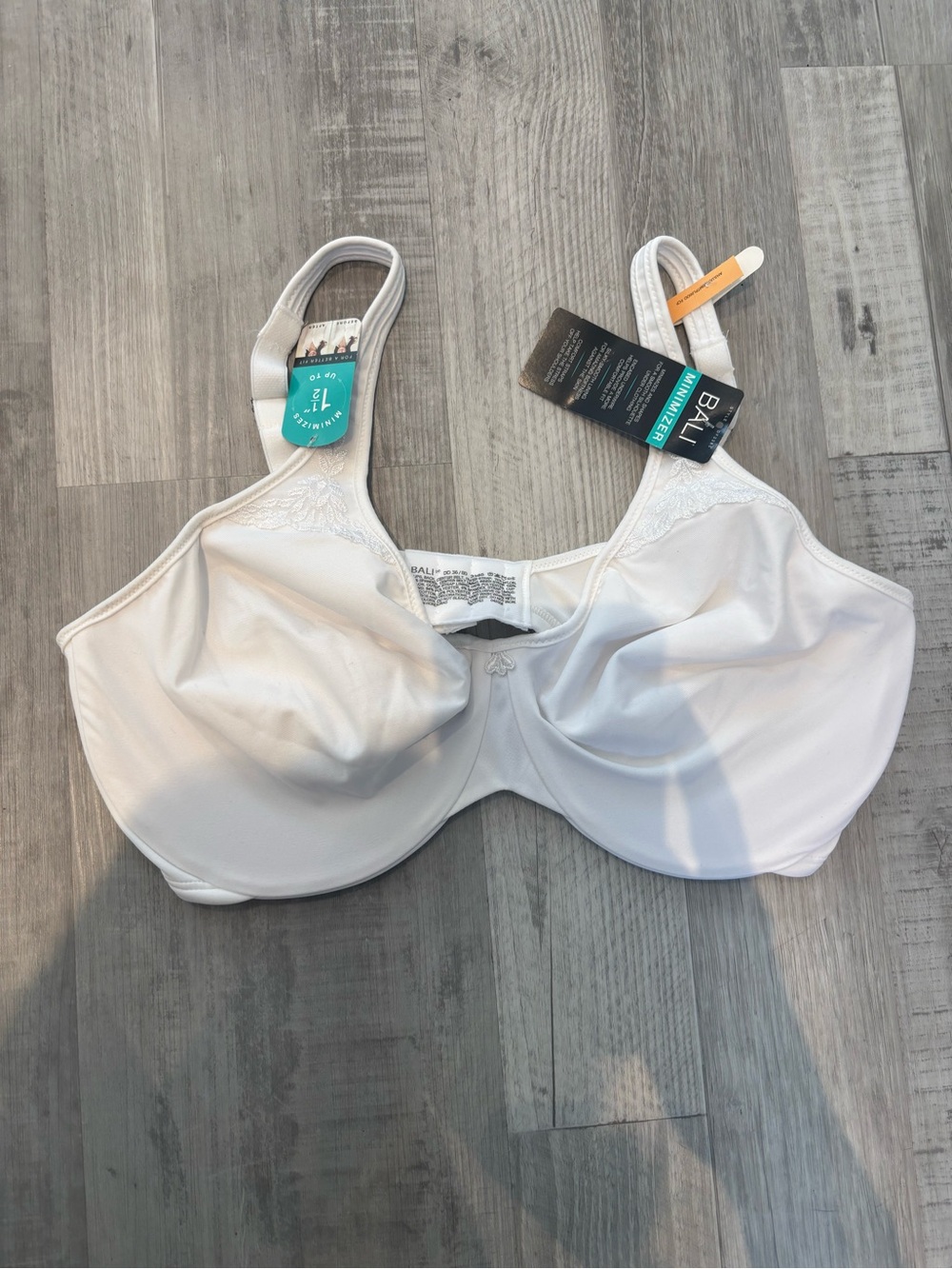 Bali White Underwire Smooth Full Coverage Bra